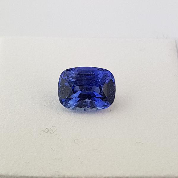 2.95ct Cushion Cut Sapphire 8.7x6.7mm - Dynagem